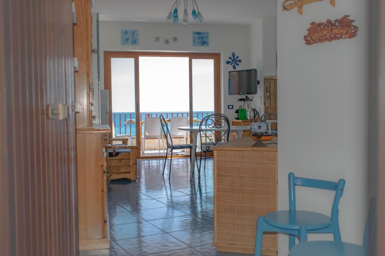 Beach House Acquamarina Летоянні Екстер'єр фото