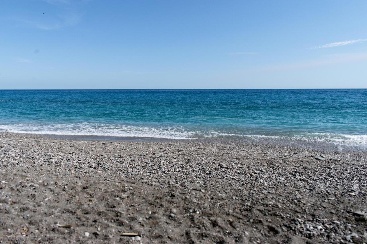 Beach House Acquamarina Летоянні Екстер'єр фото